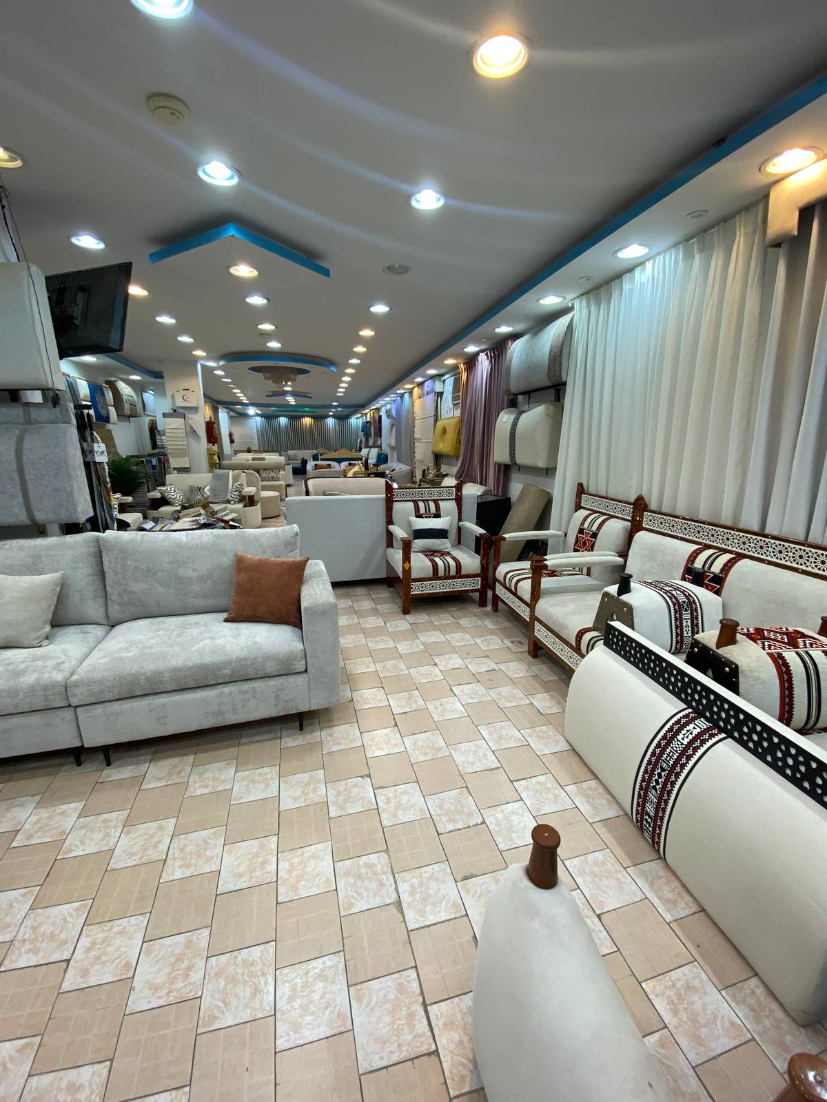 دقة الأمل للكنب
